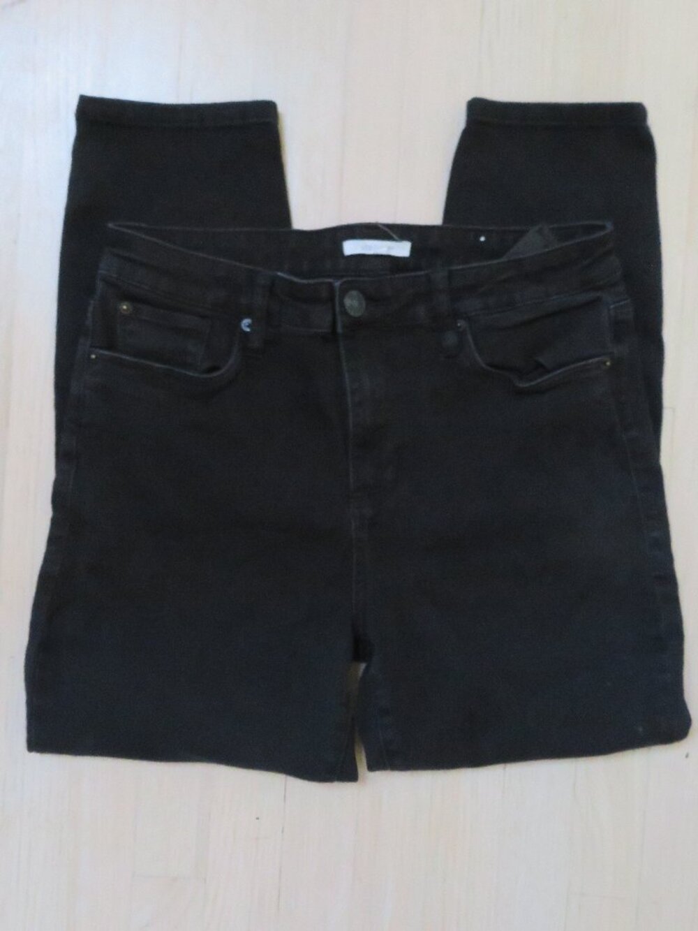 sts Blue Black Cropped Jeans size 31S Ellie High Rise